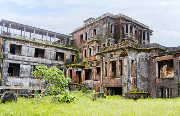 Day 2: Can Tho - Huynh Thuy Le Ancient House - Chau Doc (130km - 3h) (Breakfast, Lunch)